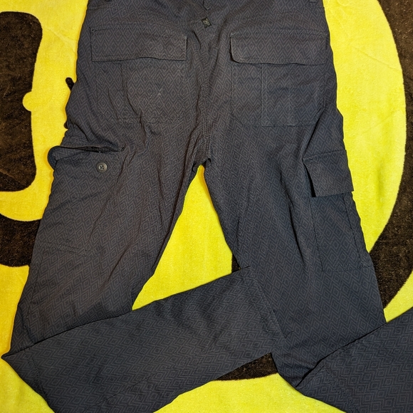 Navy prana cargo pants - 6 pocket size 6 - Picture 4 of 6